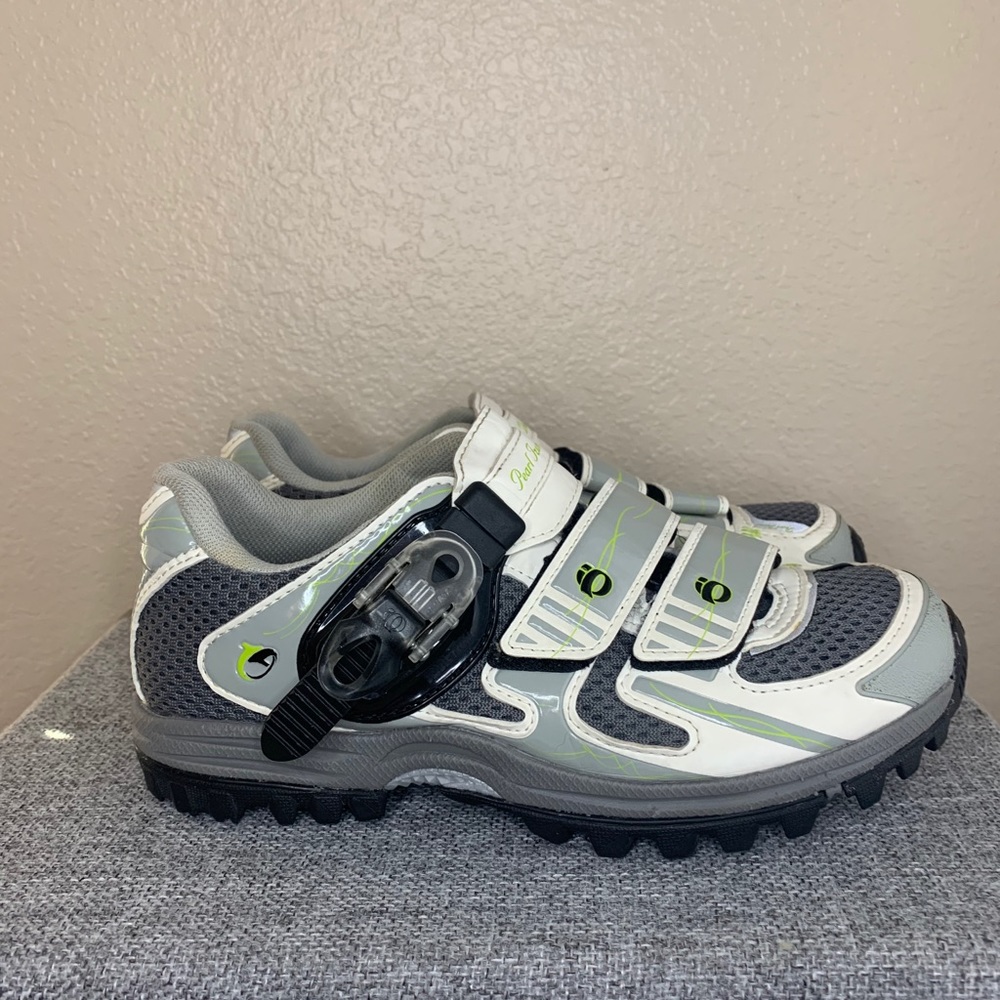 Pearl Izumi Gray White Lime Athletic Cycling Shoes